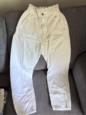Zara White Elastic-Waist Button Trousers